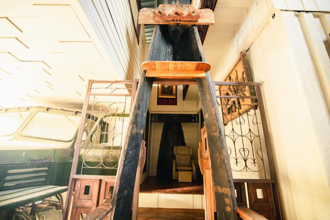 Suankaew​ Art​ Hostel​ Chonburi Ngoại thất bức ảnh