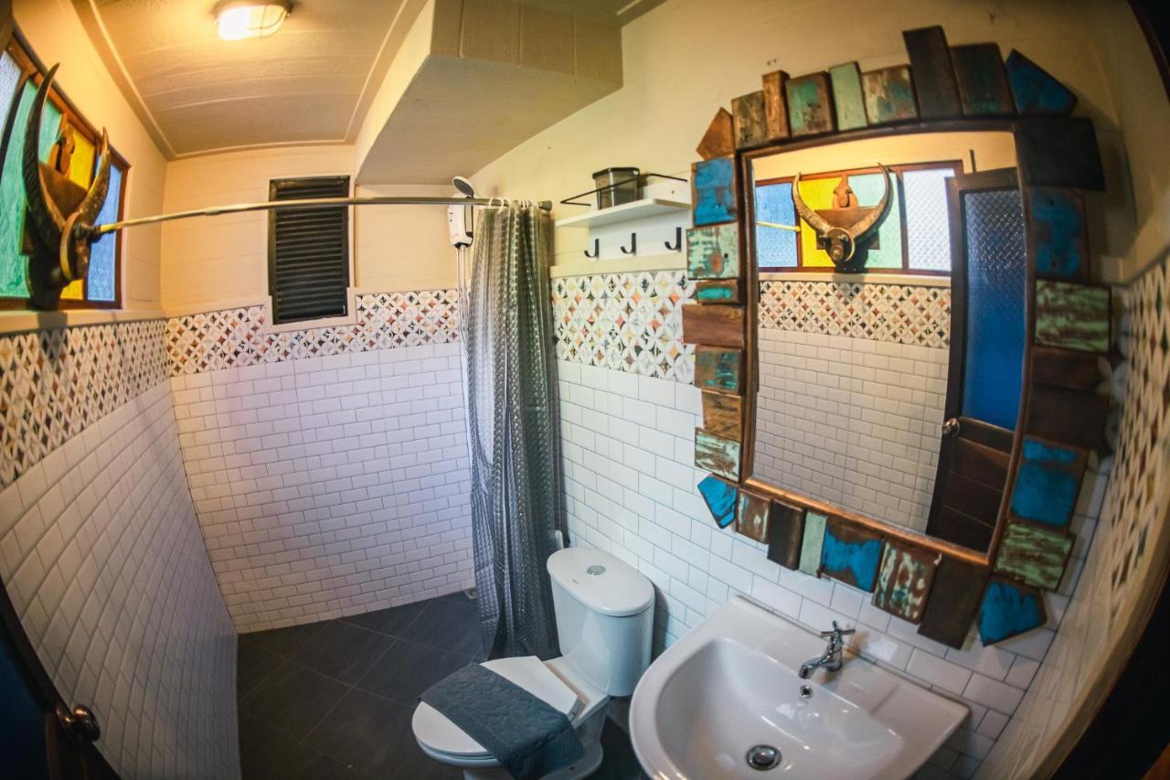 Suankaew​ Art​ Hostel​ Chonburi Ngoại thất bức ảnh
