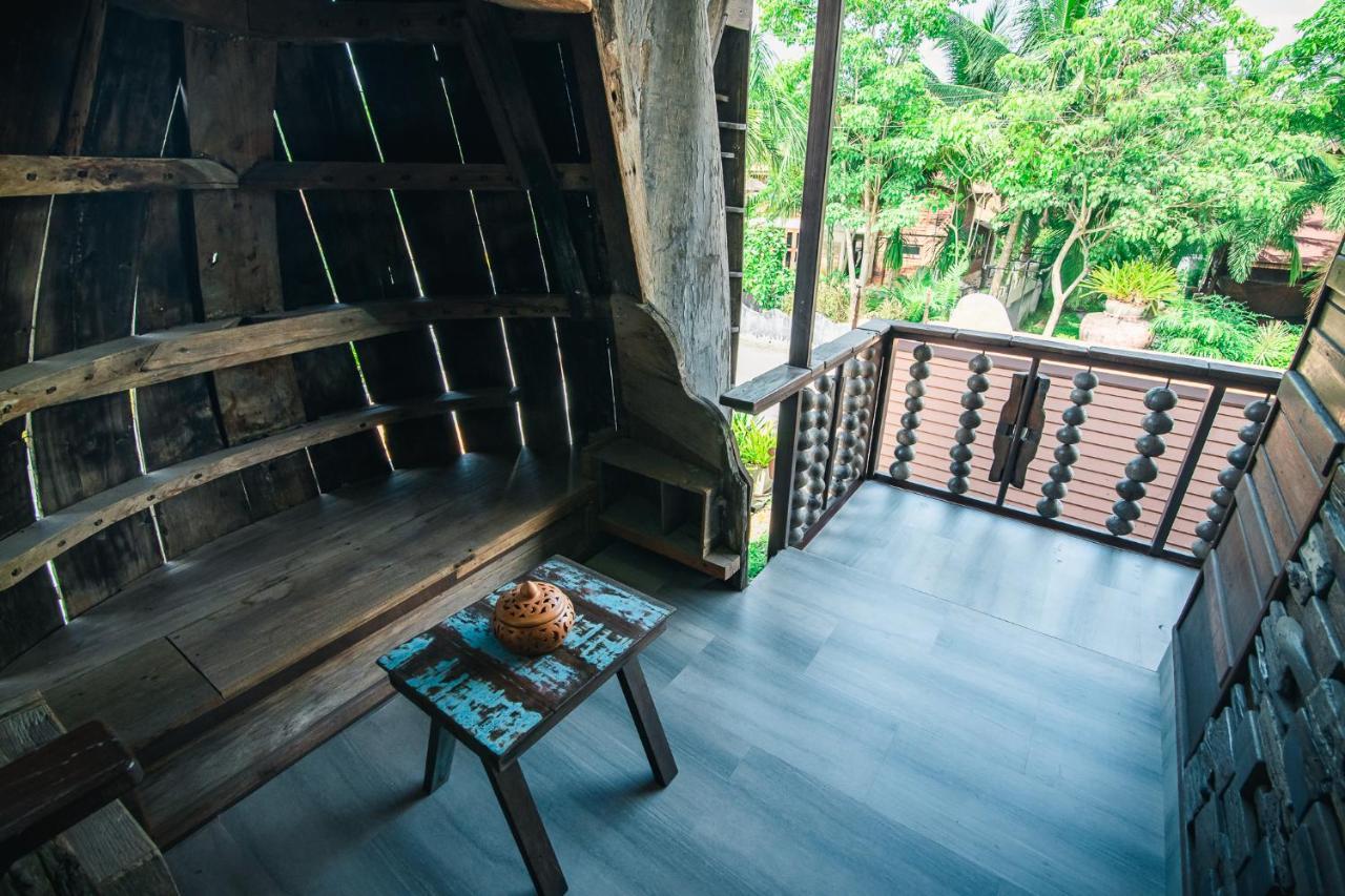 Suankaew​ Art​ Hostel​ Chonburi Ngoại thất bức ảnh